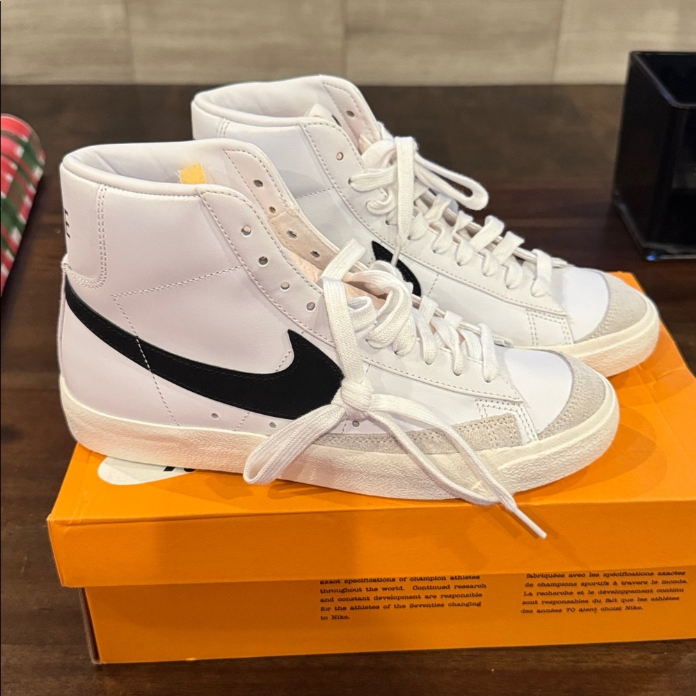 Nike Blazer Mid '77